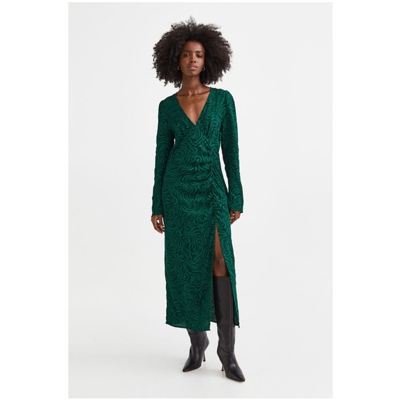 H&M Green Crêpe Midi Dress Long Puffy Sleeves Ruched Slit Skirt Size XXL BNWT - Picture 11 of 11